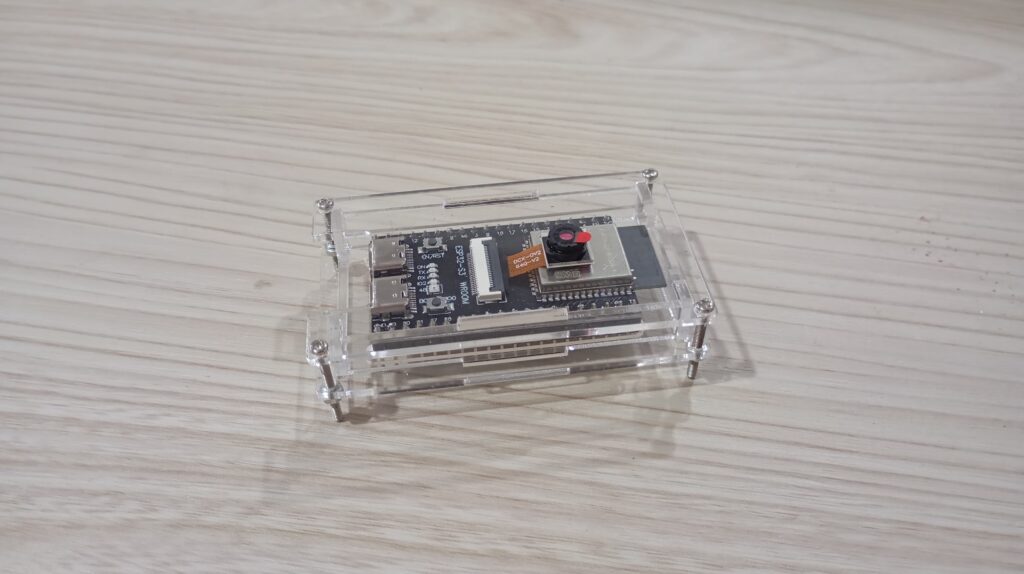 Lindungi dan Tampilkan Proyekmu: Case Akrilik untuk ESP32-S3 WROOM