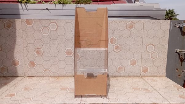 Akrilik A5 Brosur: Cara Rapi & Modern untuk Menampilkan Informasi Usaha