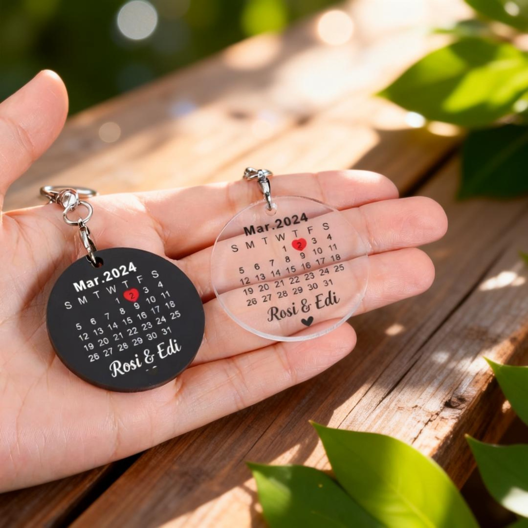 gantungan kunci akrilik kalender pernikahan